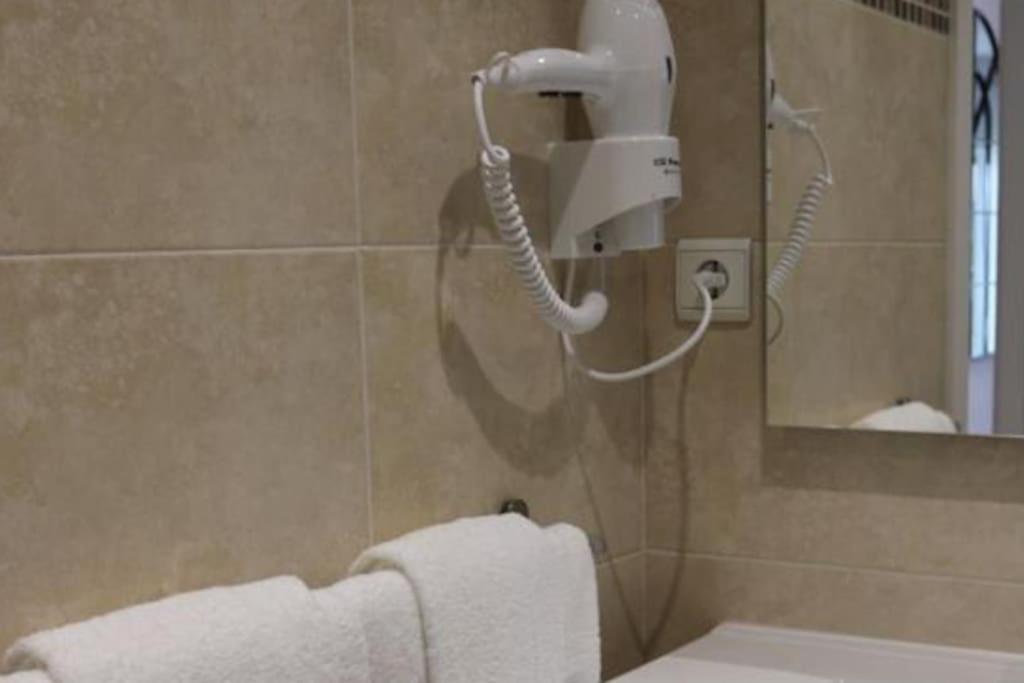 Apartamento Centrico Junto Al Mar Estepona Luaran gambar